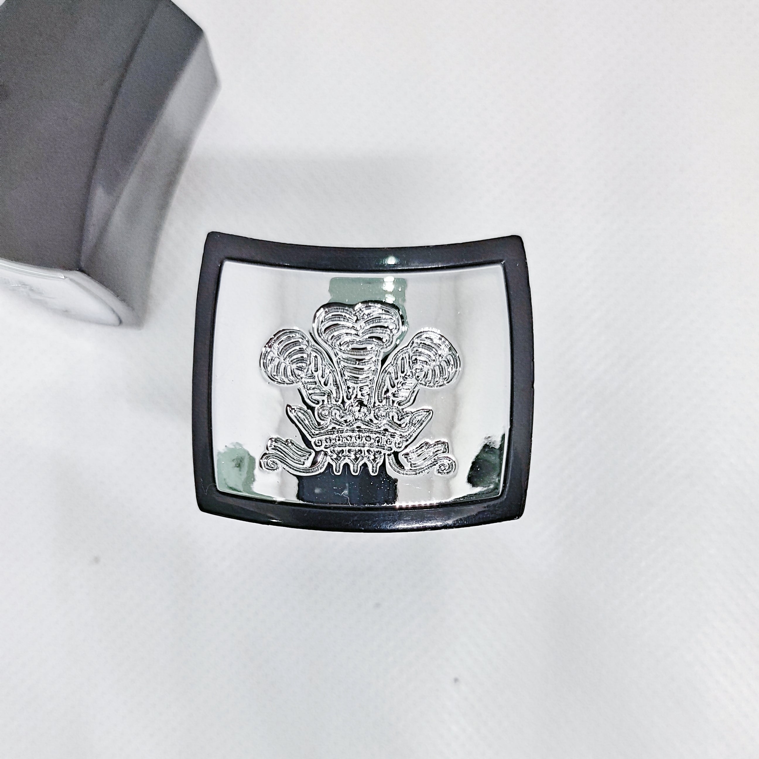Premium Classic Style Black & Silver Plastic Replacement Cap Fits AVT (120ml / 100ml - 3rd Gen)