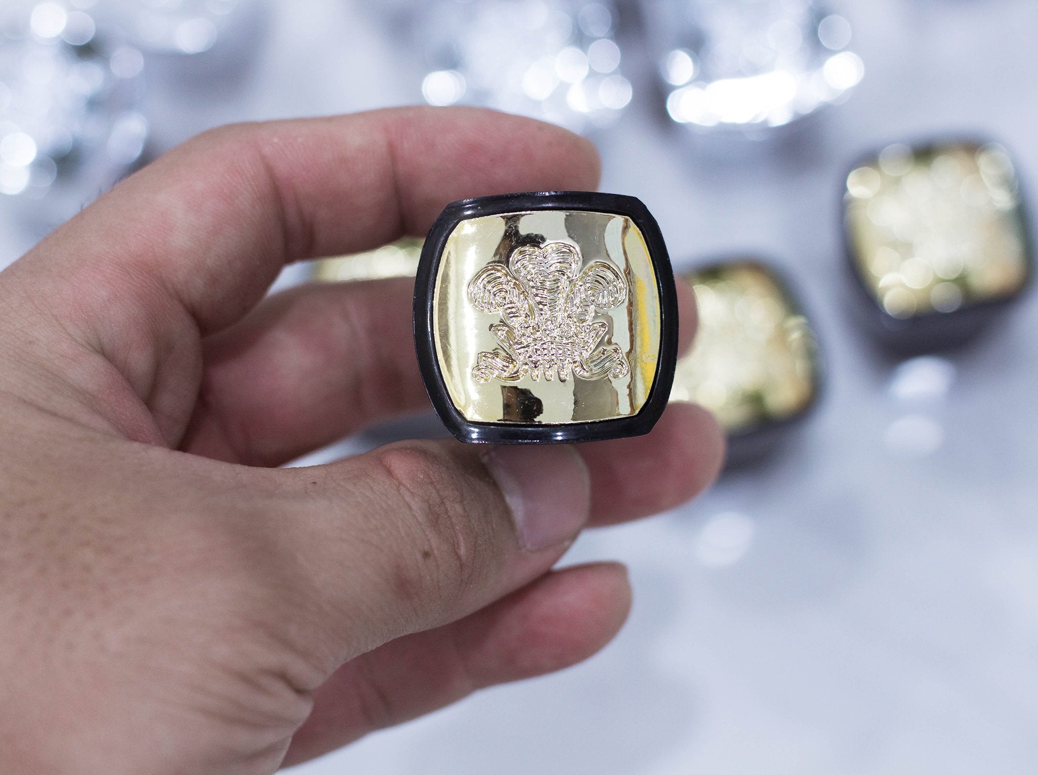Premium Black & Gold Replacement Plastic Cap - Compatible with GIT, R.Oud (100ml / 50ml)