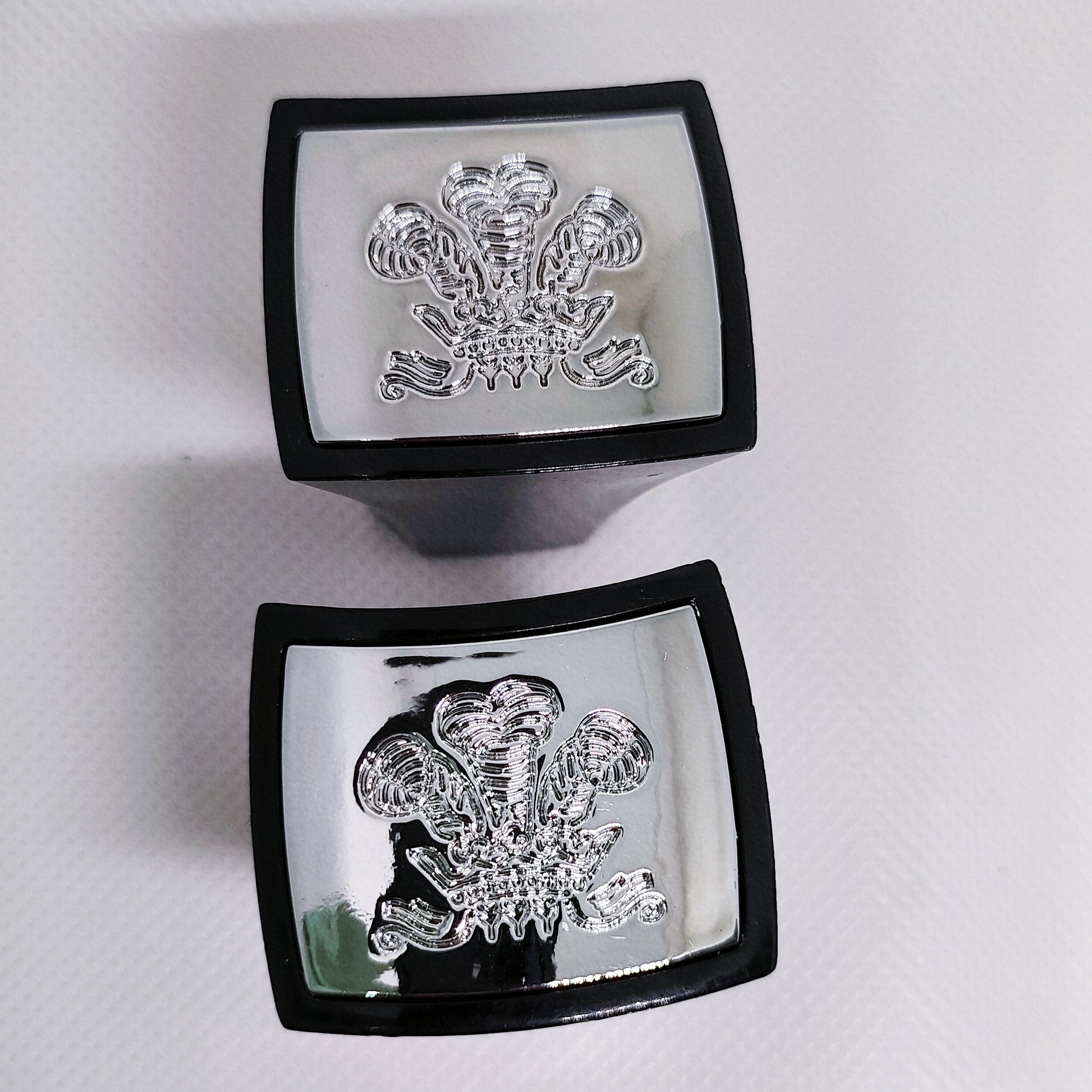 Premium Classic Style Black & Silver Plastic Replacement Cap Fits AVT (120ml / 100ml - 3rd Gen)